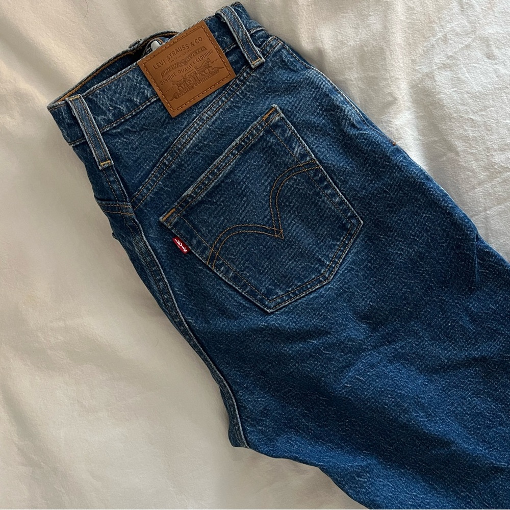 Levis Ribcage Jeans